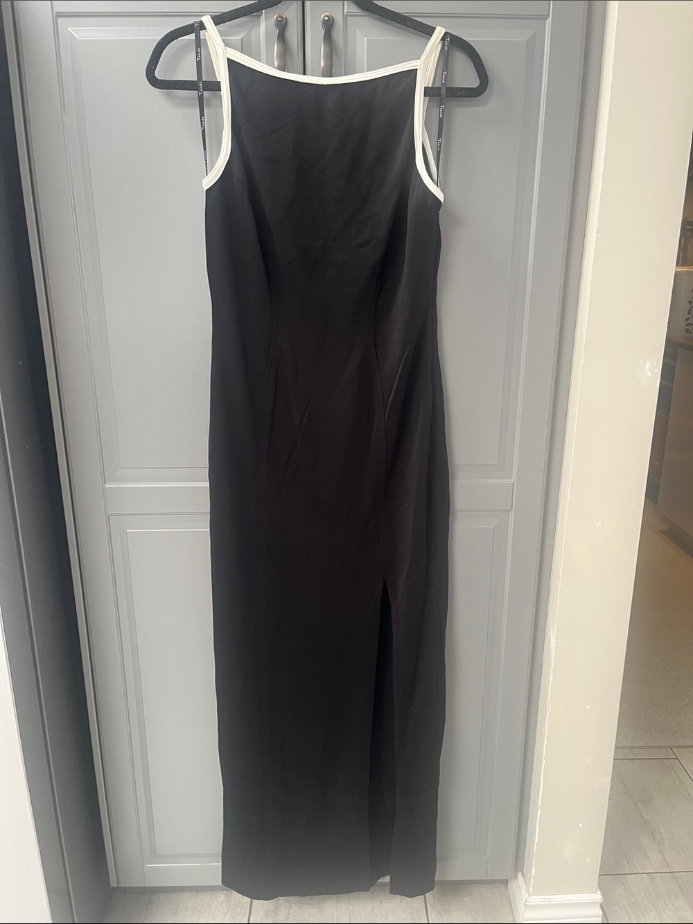 Vintage Tadashi Shoji Stretch Jersey Column Evening Gown Black Style 202268L